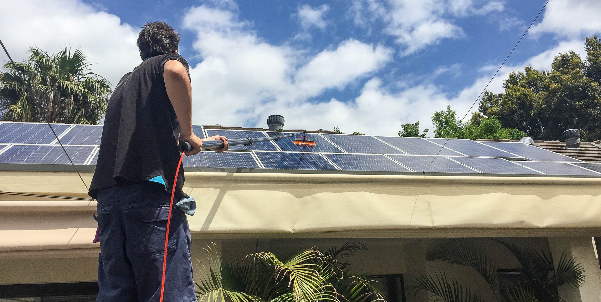 solar-panel-cleaning-image